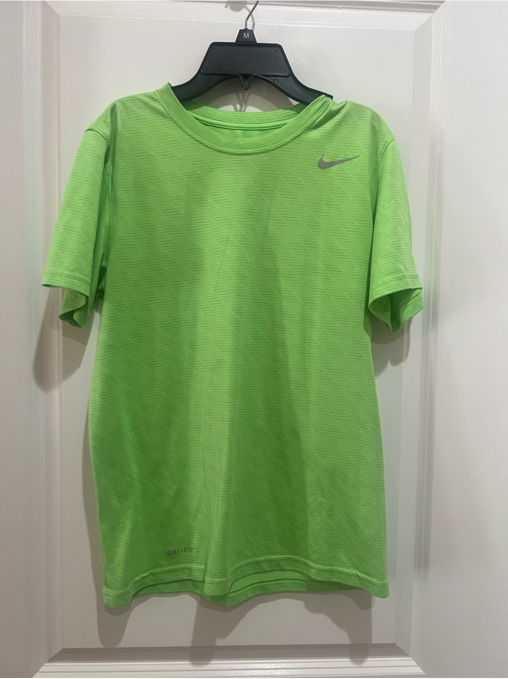 Nike Men’s Short Sleeve Dri-FIT Tee in Green
